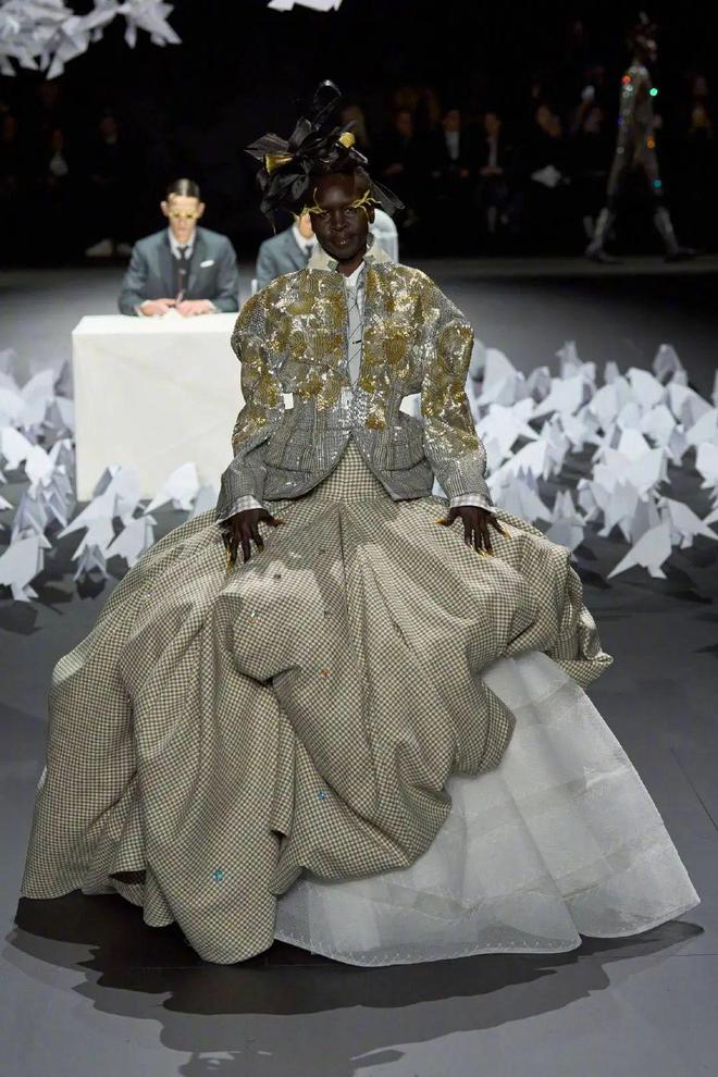 體育博彩：紐約時裝周｜優雅、野性、好穿的美式複古風來了